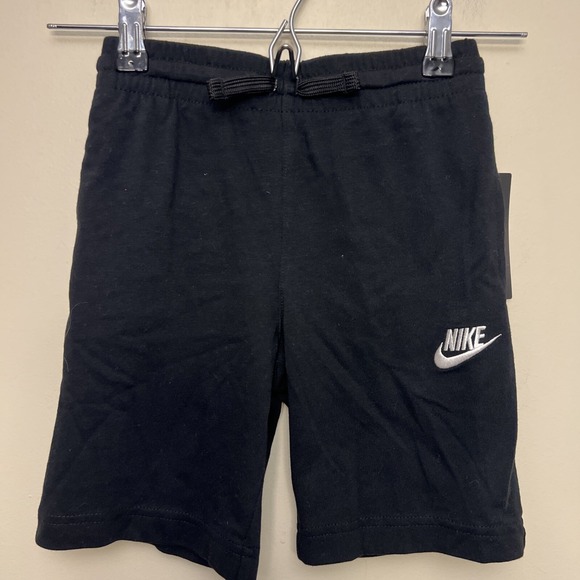 Nike boys sweat shorts, size 5-6, black NWT‎ - Picture 1 of 9